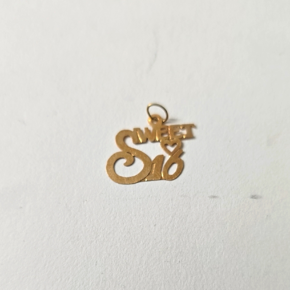 10K Gold Sweet 16 Pendant